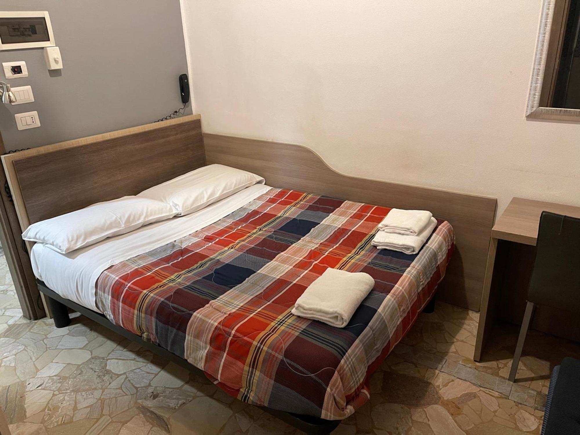 Hotel Bissi, Milan